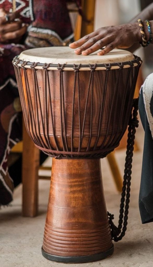 Meinl 8 Fiber Skyndeep Djembe
